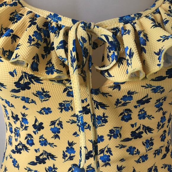 JESSICA SIMPSON Retail $98 Yellow Floral Delight Ruffle One Piece Size Medium - Picture 3 of 7